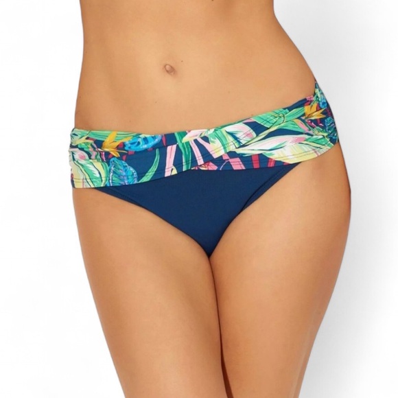 Bleu Rod Beattie Other - Bleu Rod Beattie "It's a Jungle Out There" Sarong Hipster Bikini Bottoms